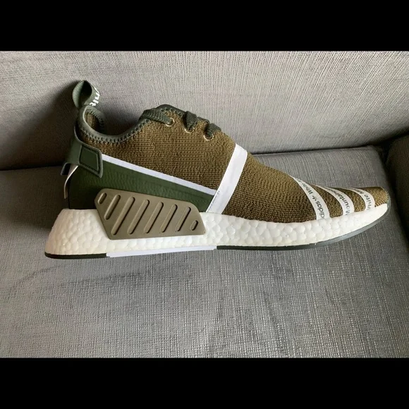 Adidas Nmd R2 x White Mountaineering Men’s size 9 - Picture 11 of 15